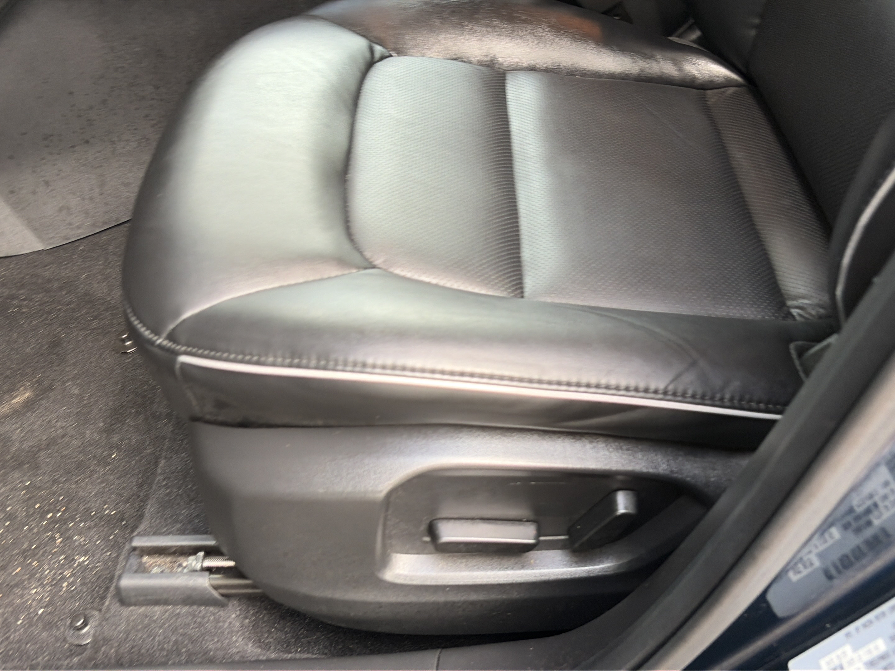 Used 2025 MAZDA CX-5 AWD 2.5 S w/ Select Package image 17