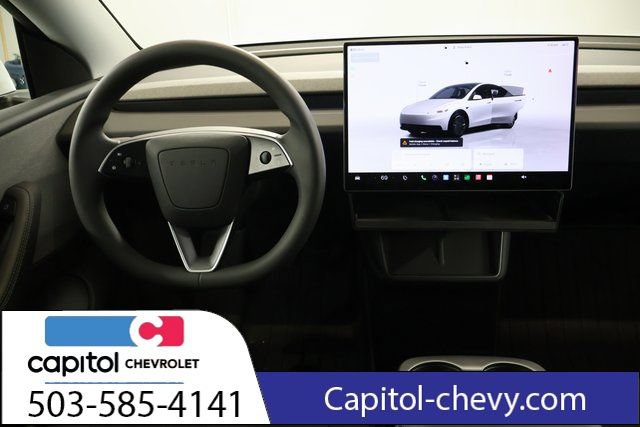 Used 2026 Tesla Model Y AWD image 22
