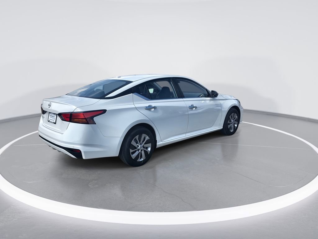 Used 2025 Nissan Altima 2.5 S image 8