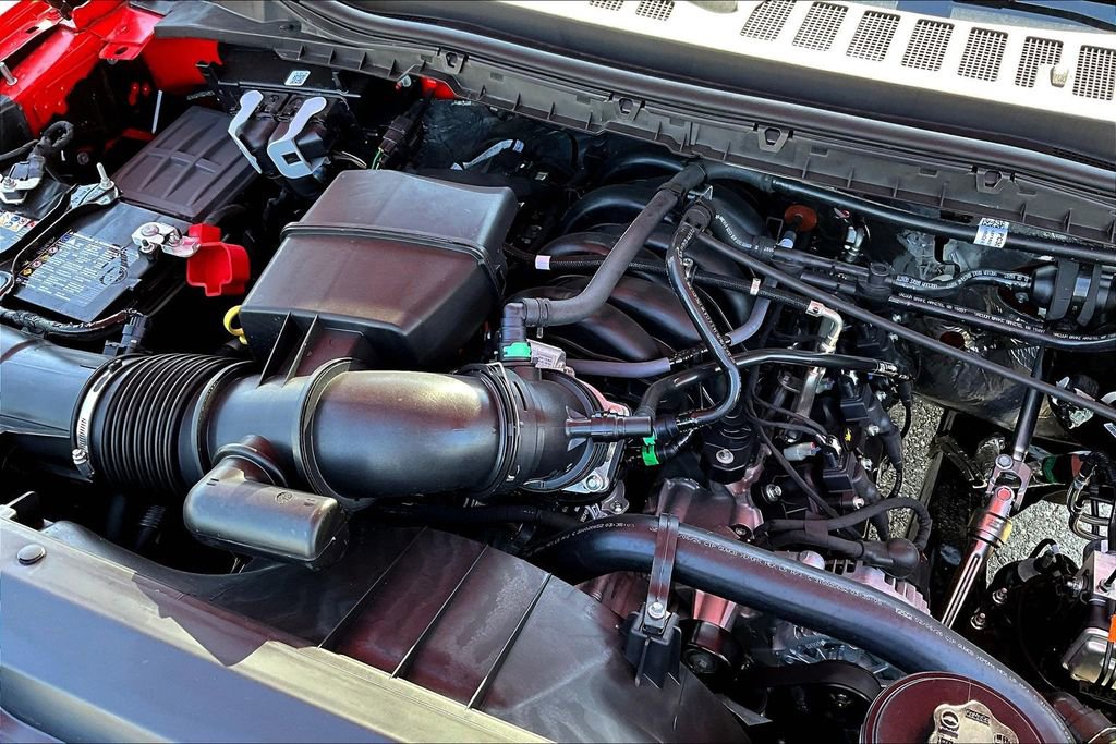 New 2026 Ford F350 XLT w/ XLT Premium Package image 33