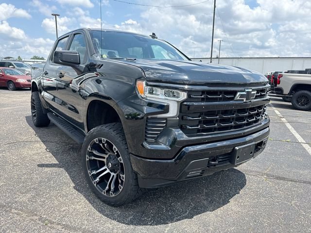Used 2022 Chevrolet Silverado 1500 RST AWD/4WD image 5