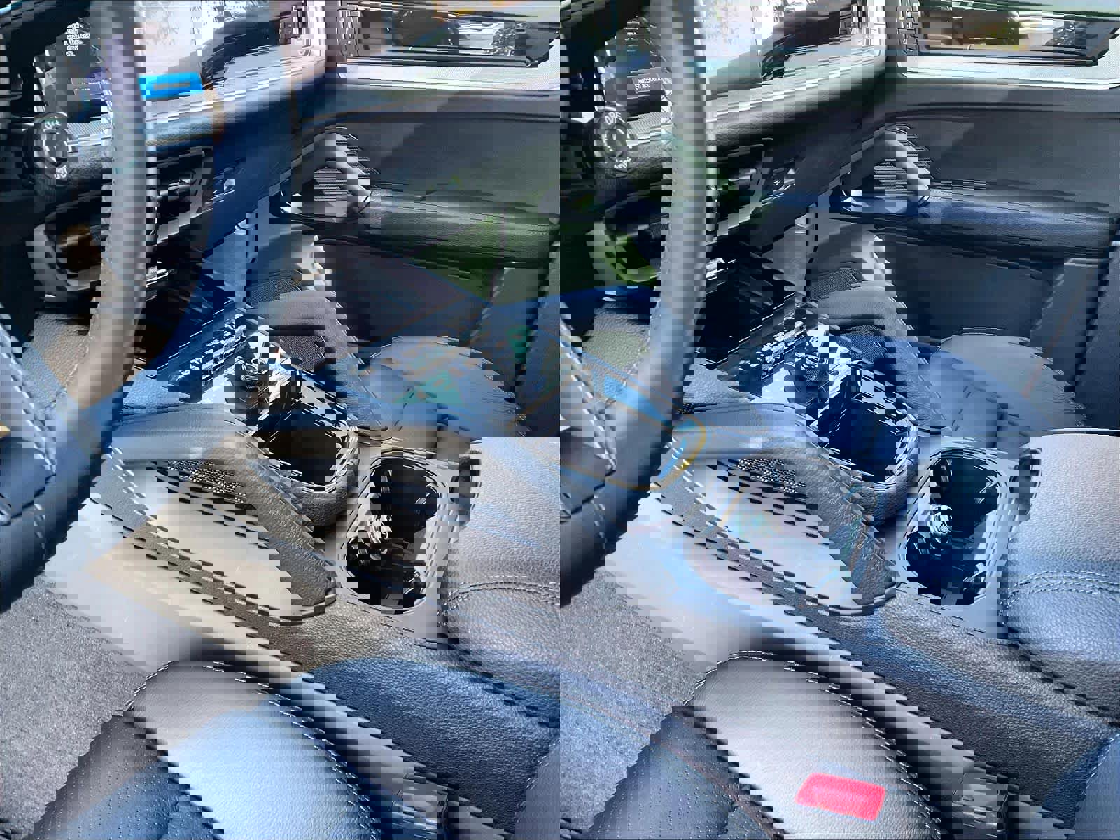 Used 2024 Porsche Cayenne image 16