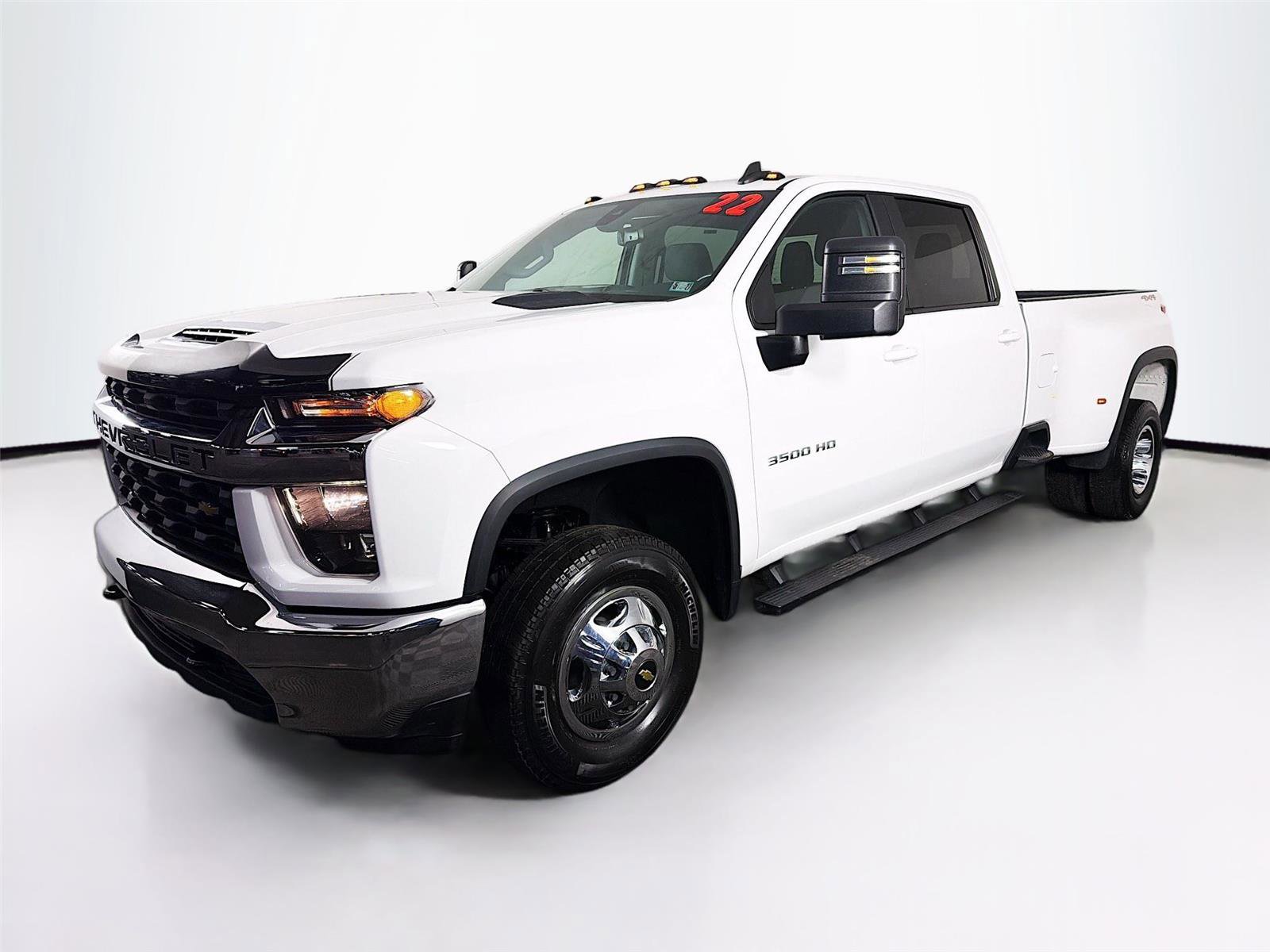 Used 2022 Chevrolet Silverado 3500 LT w/ Gooseneck/5TH Wheel Package AWD/4WD image 3