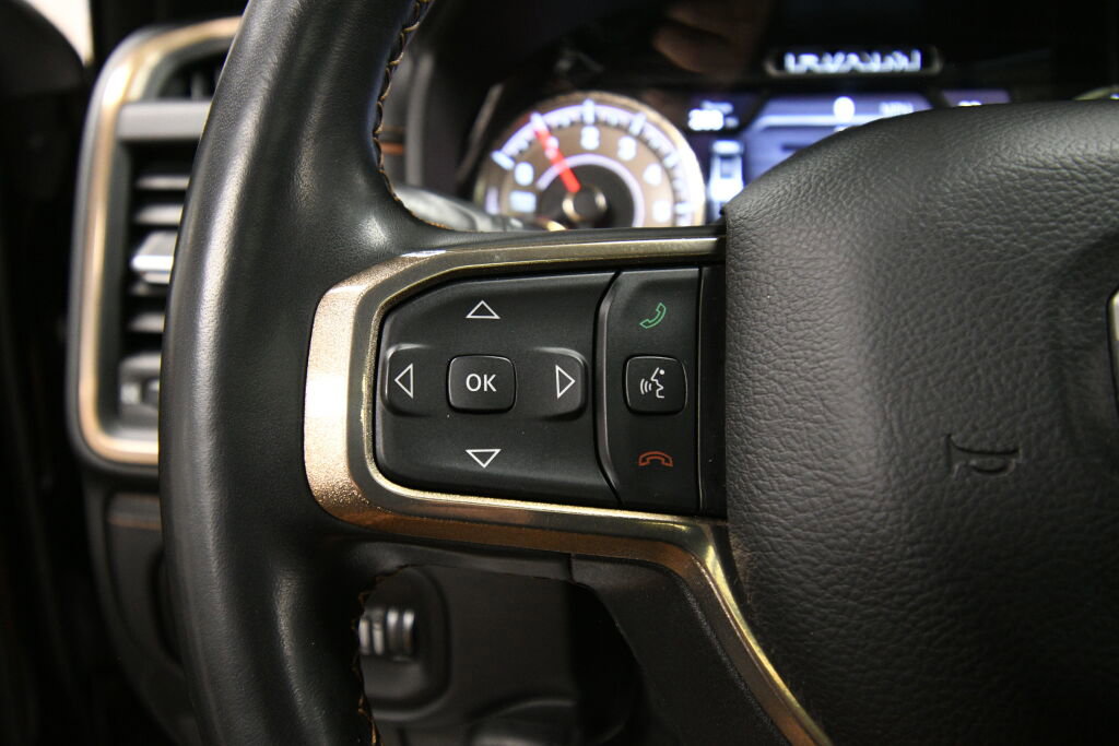 Used 2022 RAM 1500 Limited image 14