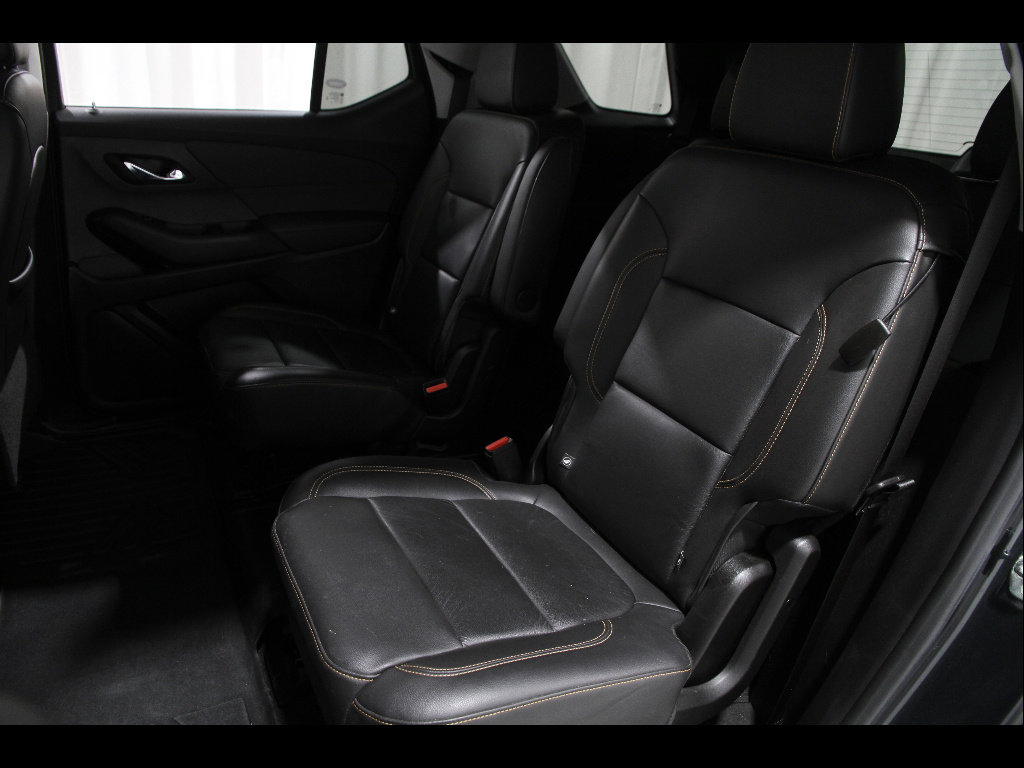 Used 2020 Chevrolet Traverse LT w/ Driver Confidence II Package image 20