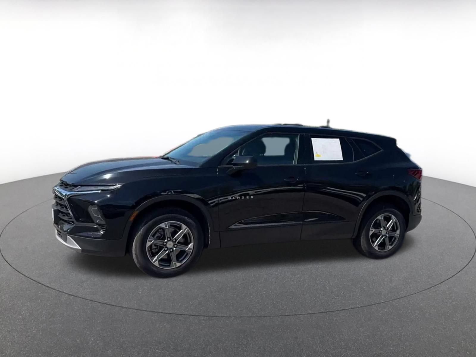 Used 2026 Chevrolet Blazer LT AWD/4WD image 7