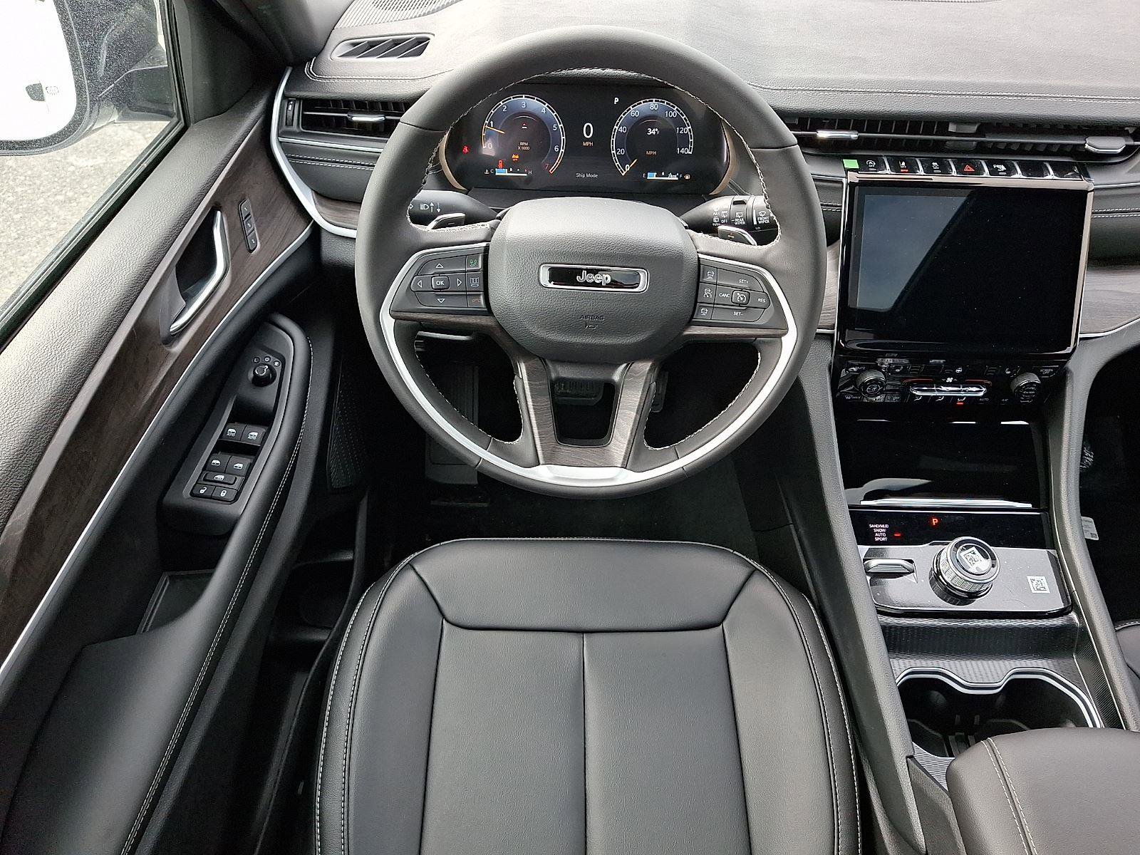 New 2025 Jeep Grand Cherokee L Limited image 7