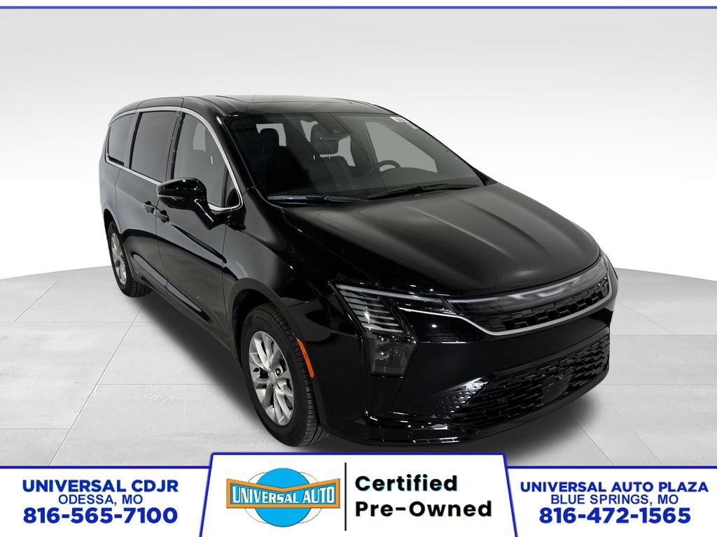 New 2027 Chrysler Pacifica Select w/ Family Tech Group AWD/4WD 360° Tour