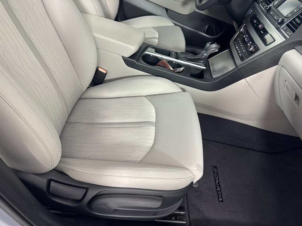 Used 2016 Hyundai Sonata SE image 22