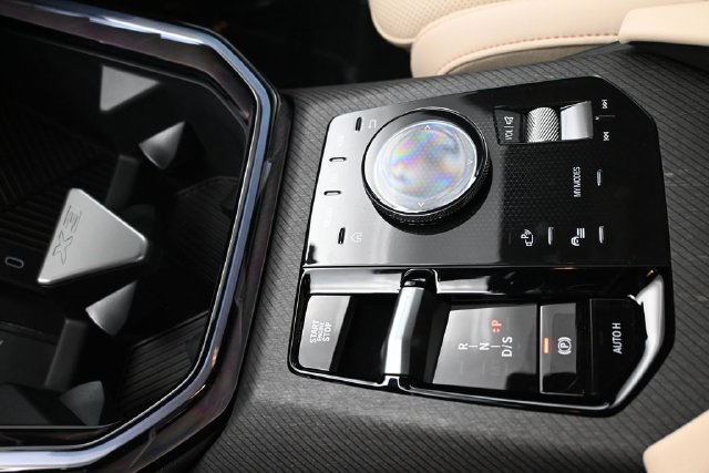 New 2026 BMW X3 xDrive30i w/ Premium Package AWD/4WD image 13