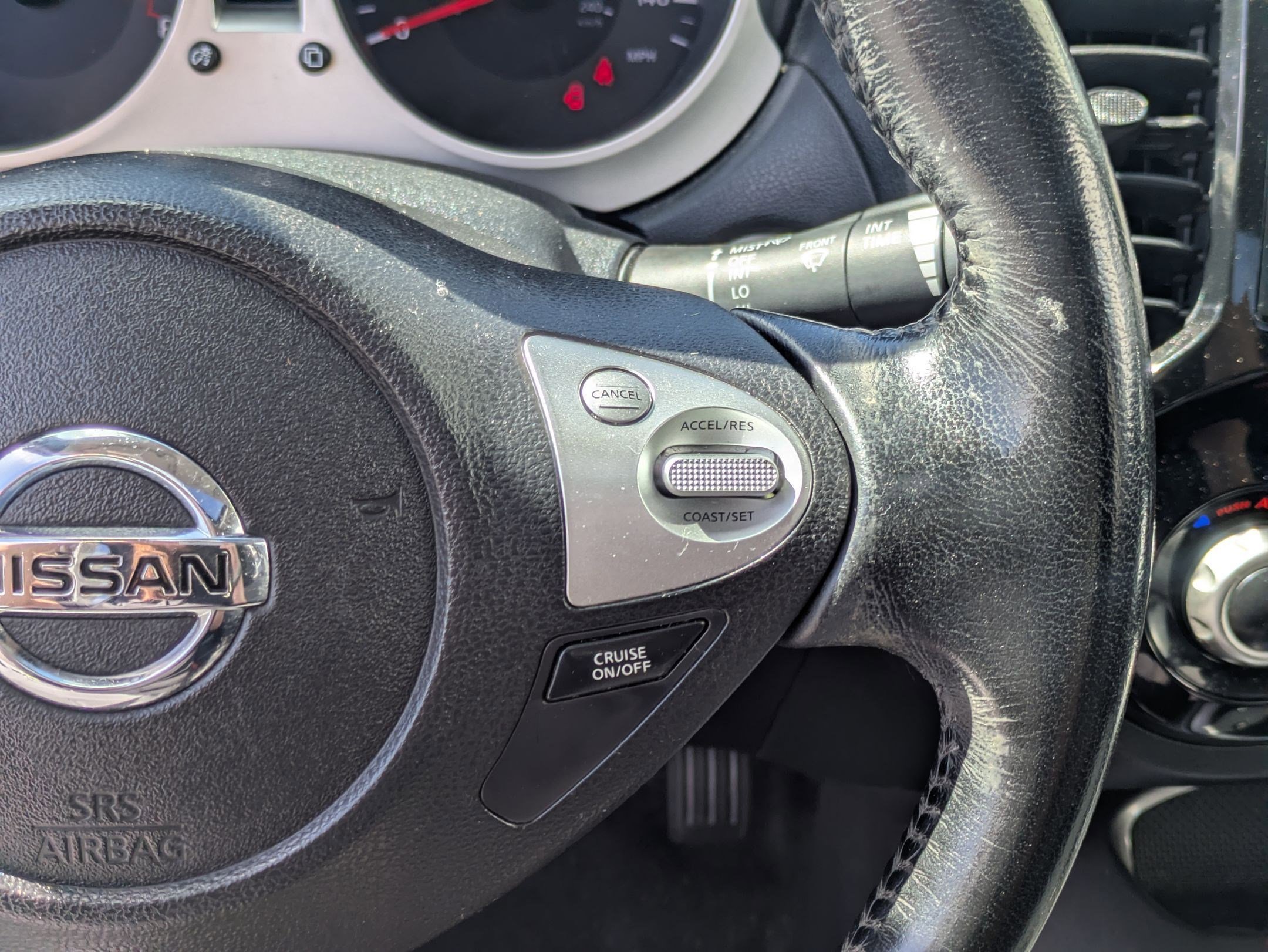 Used 2015 Nissan Juke SV AWD/4WD image 21