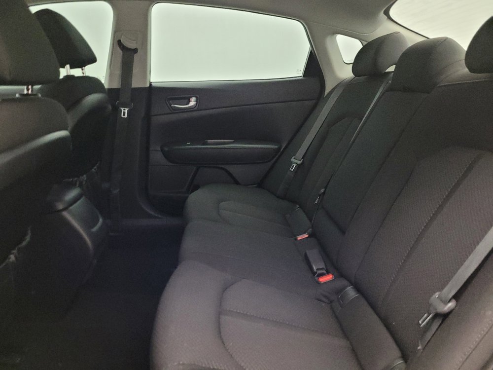 Used 2017 Kia Optima LX FWD image 18