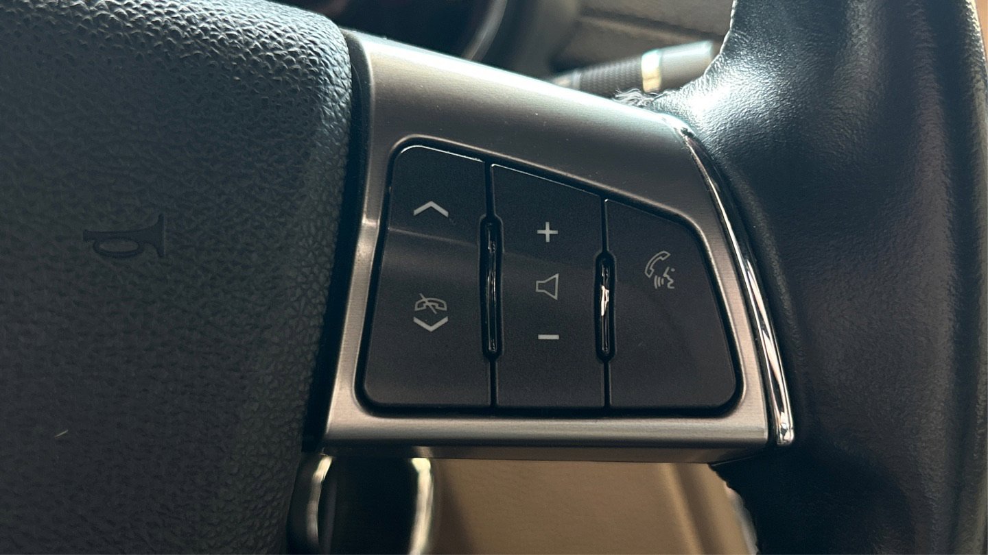 Used 2011 Cadillac CTS Premium image 34