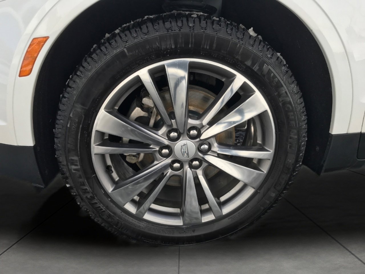 Used 2020 Cadillac XT5 Premium Luxury image 4