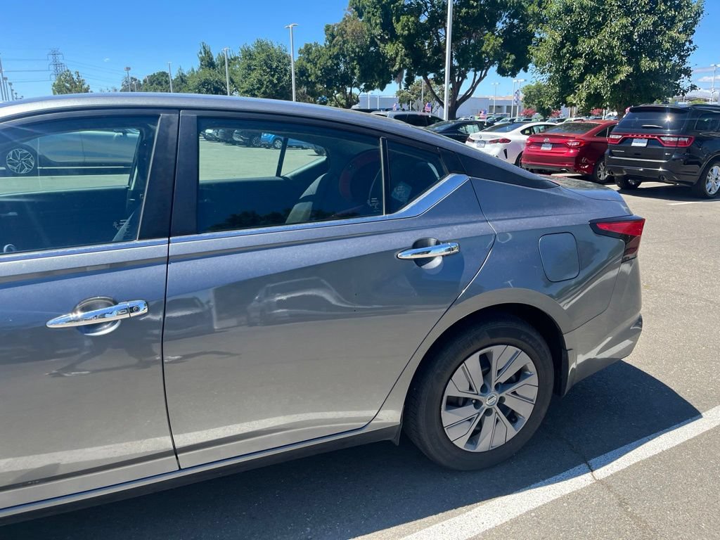 Used 2021 Nissan Altima 2.5 S FWD image 4