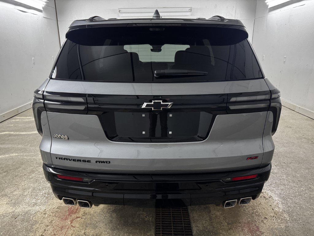 New 2026 Chevrolet Traverse RS image 8