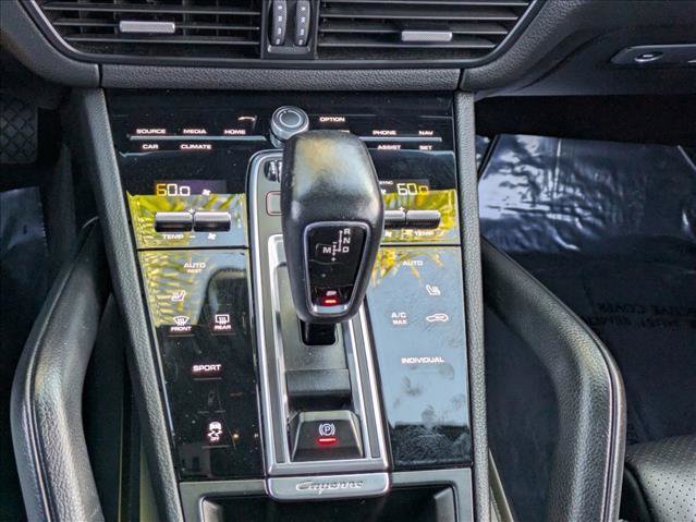 Used 2023 Porsche Cayenne Platinum Edition image 13