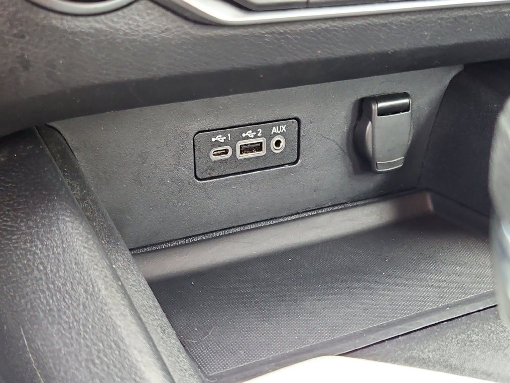 Used 2025 Nissan Altima 2.5 SV FWD image 18