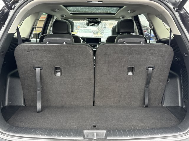 Used 2023 Kia Sorento EX w/ Panoramic Sunroof Package FWD image 11