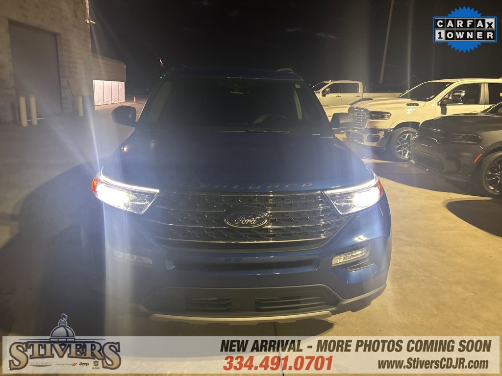 Used 2022 Ford Explorer XLT w/ Equipment Group 202A image 5