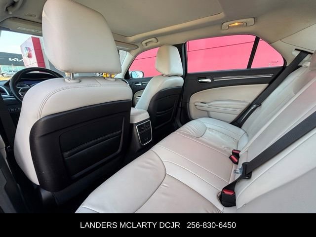 Used 2019 Chrysler 300 Touring L w/ Quick Order Package 22F image 18