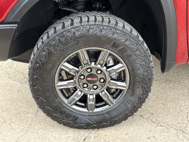 New 2026 GMC Sierra 1500 AT4X w/ LPO, Black Badging Package AWD/4WD image 17