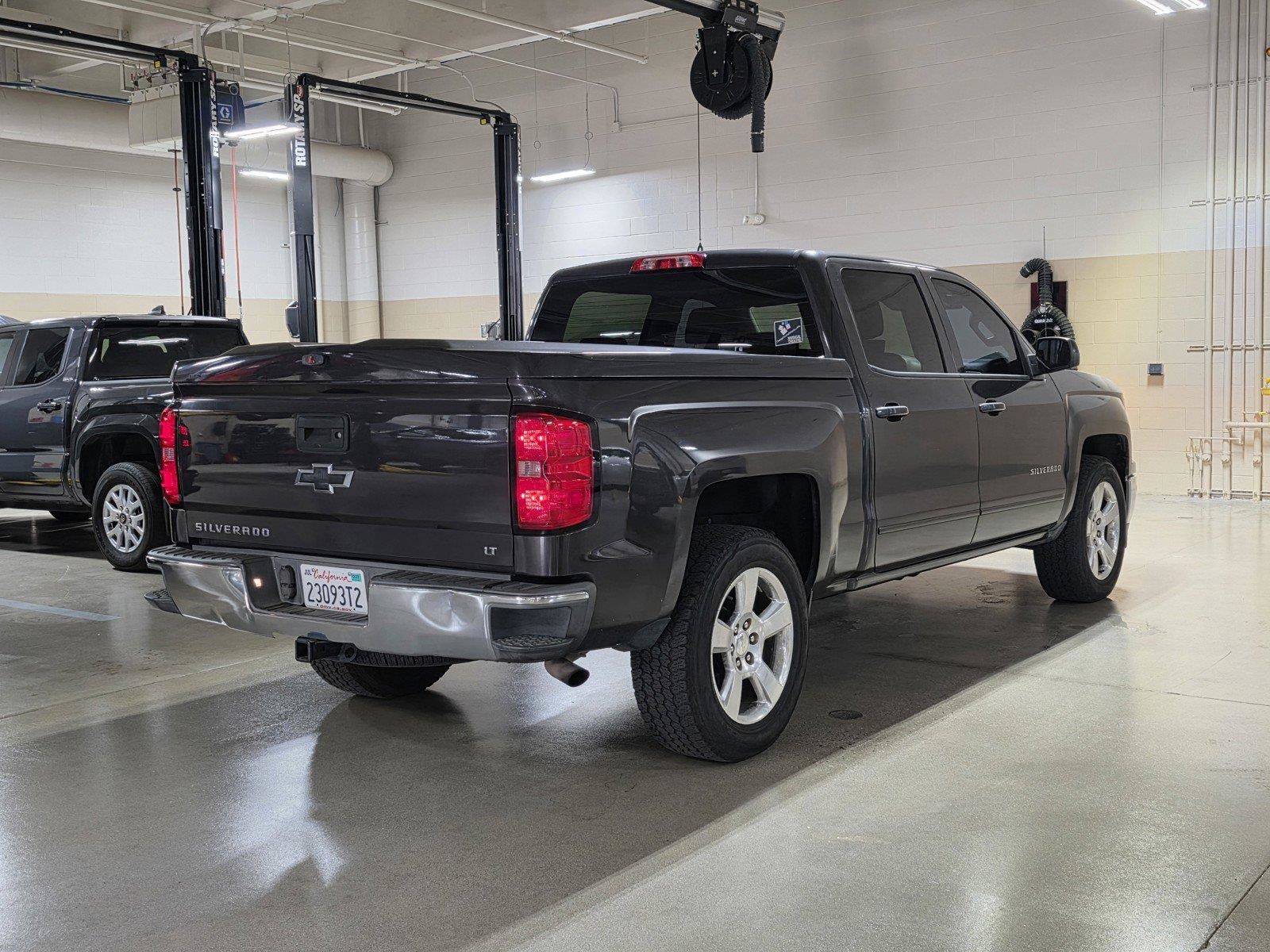 Used 2015 Chevrolet Silverado 1500 LT w/ LT Convenience Package RWD image 7