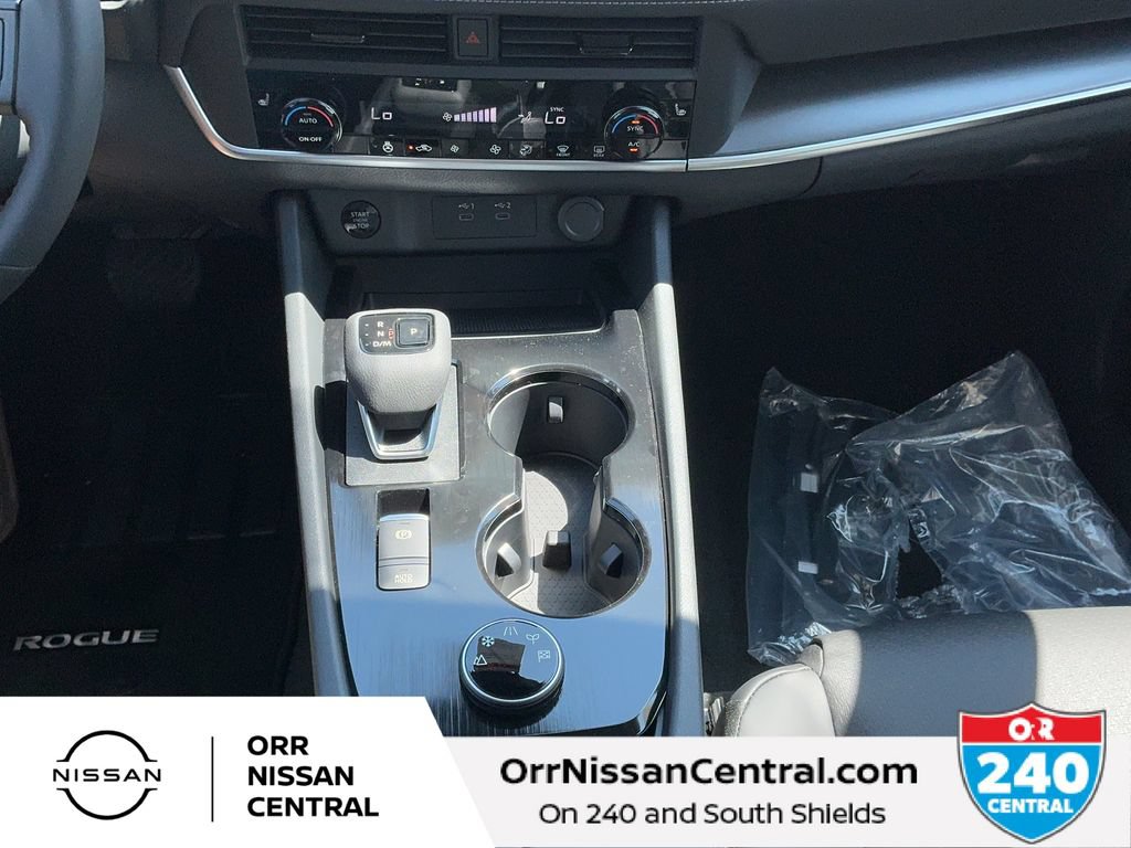 New 2026 Nissan Rogue Dark Armor AWD/4WD image 25