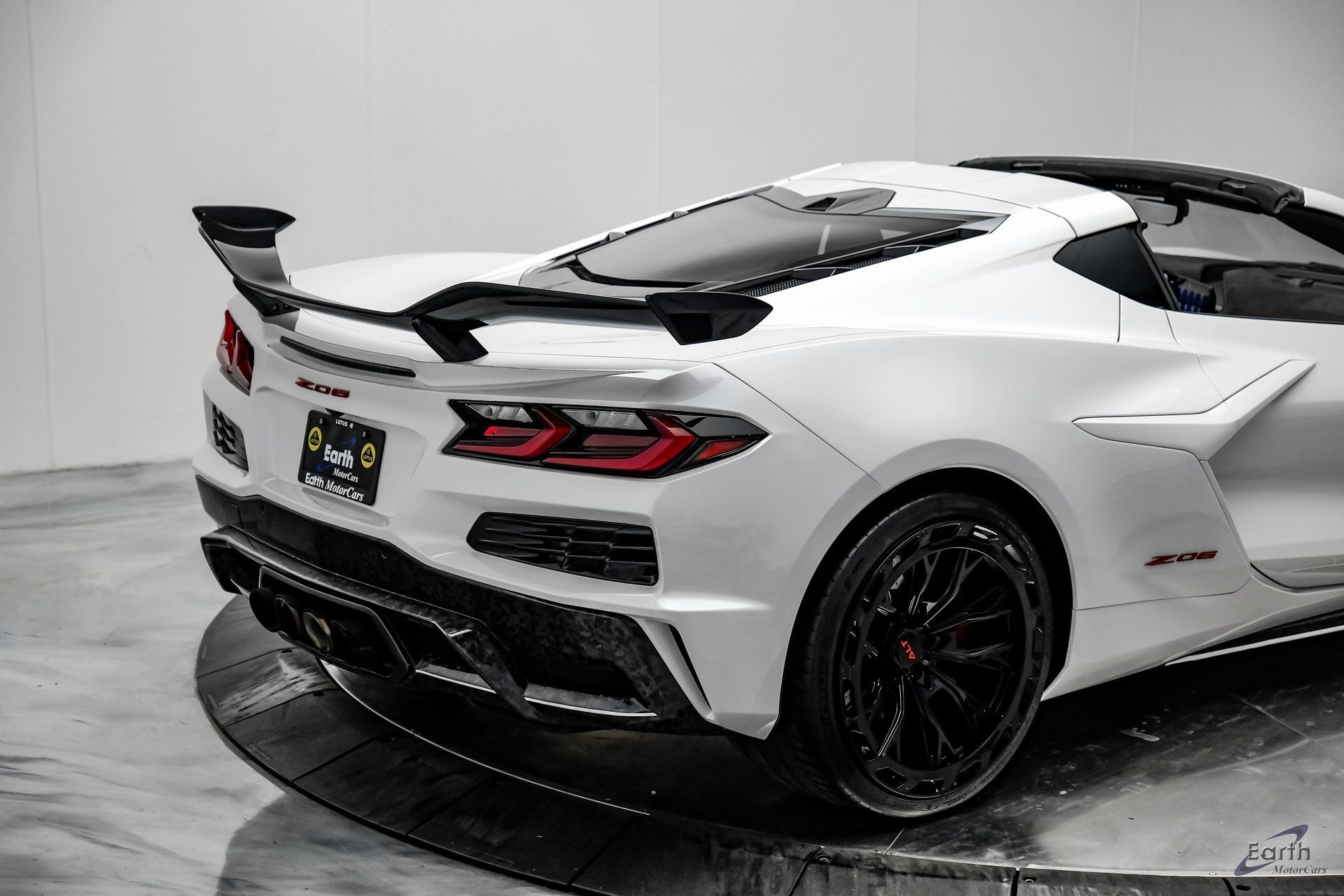 Used 2023 Chevrolet Corvette Z06 w/ Z07 Performance Package image 22