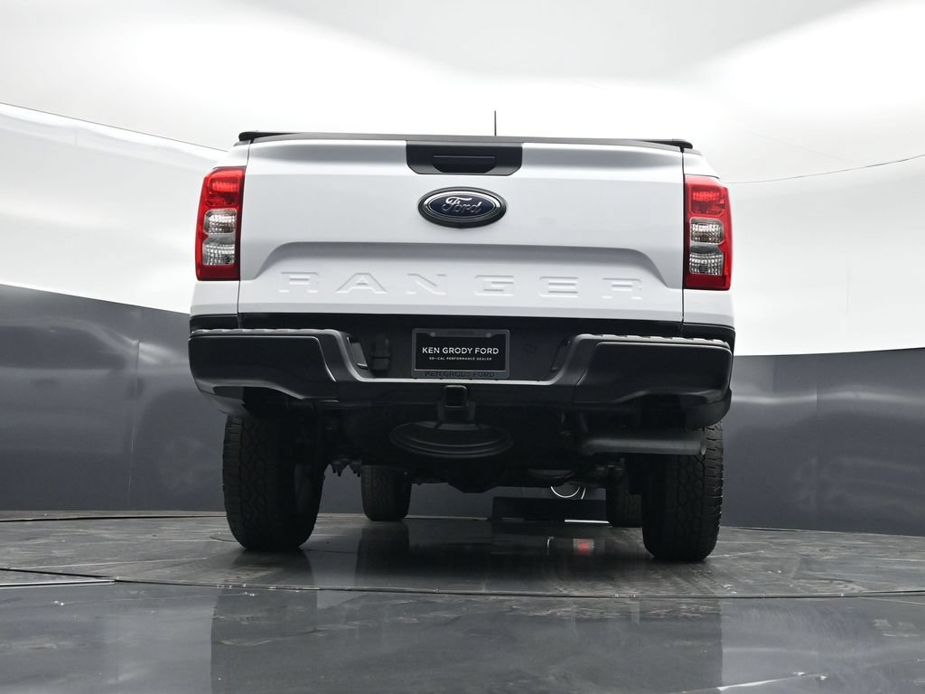 Certified 2025 Ford Ranger XL w/ Trailer Tow Package RWD image 46