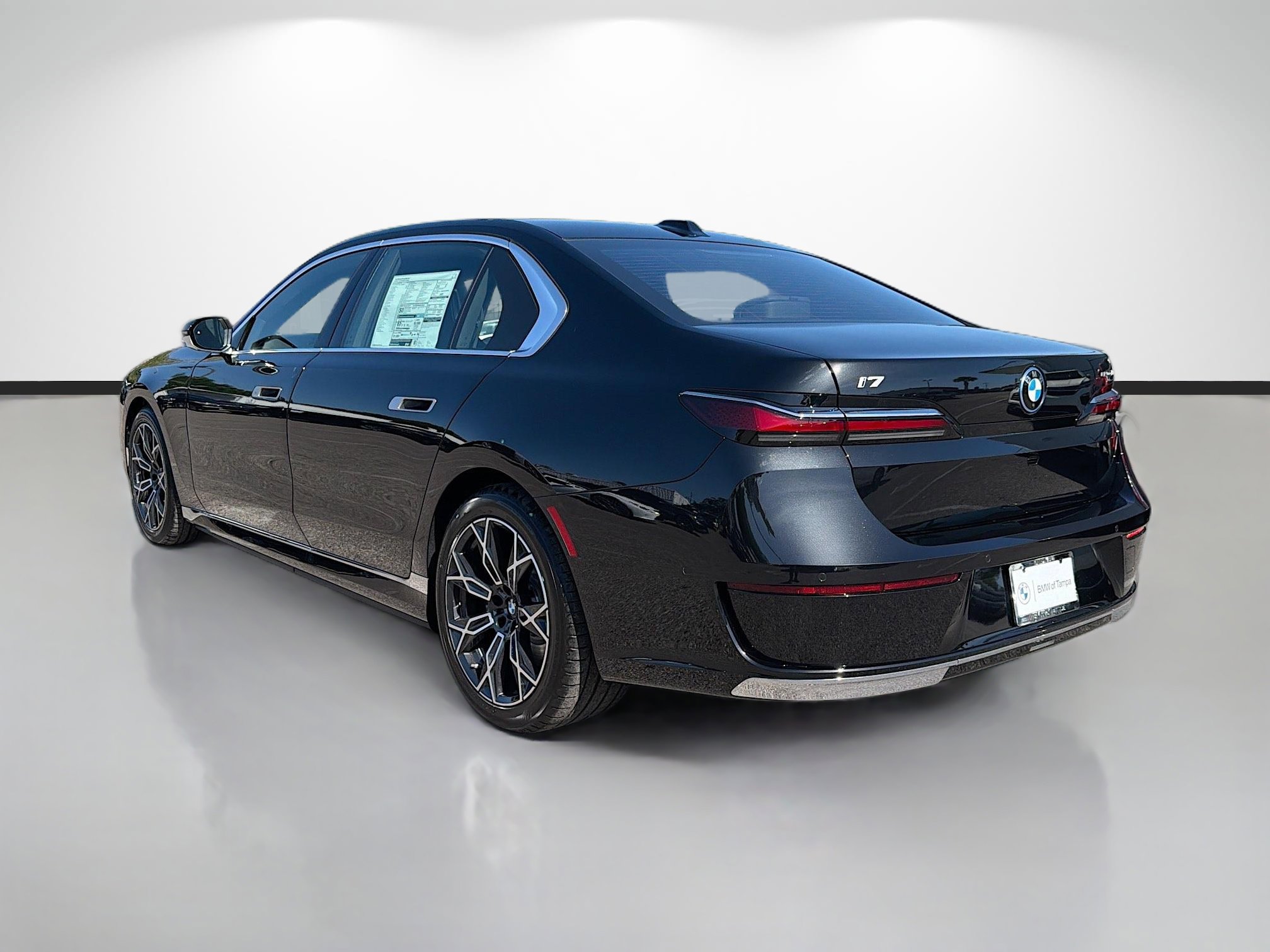 New 2026 BMW i7 eDrive50 w/ Premium Package RWD image 5