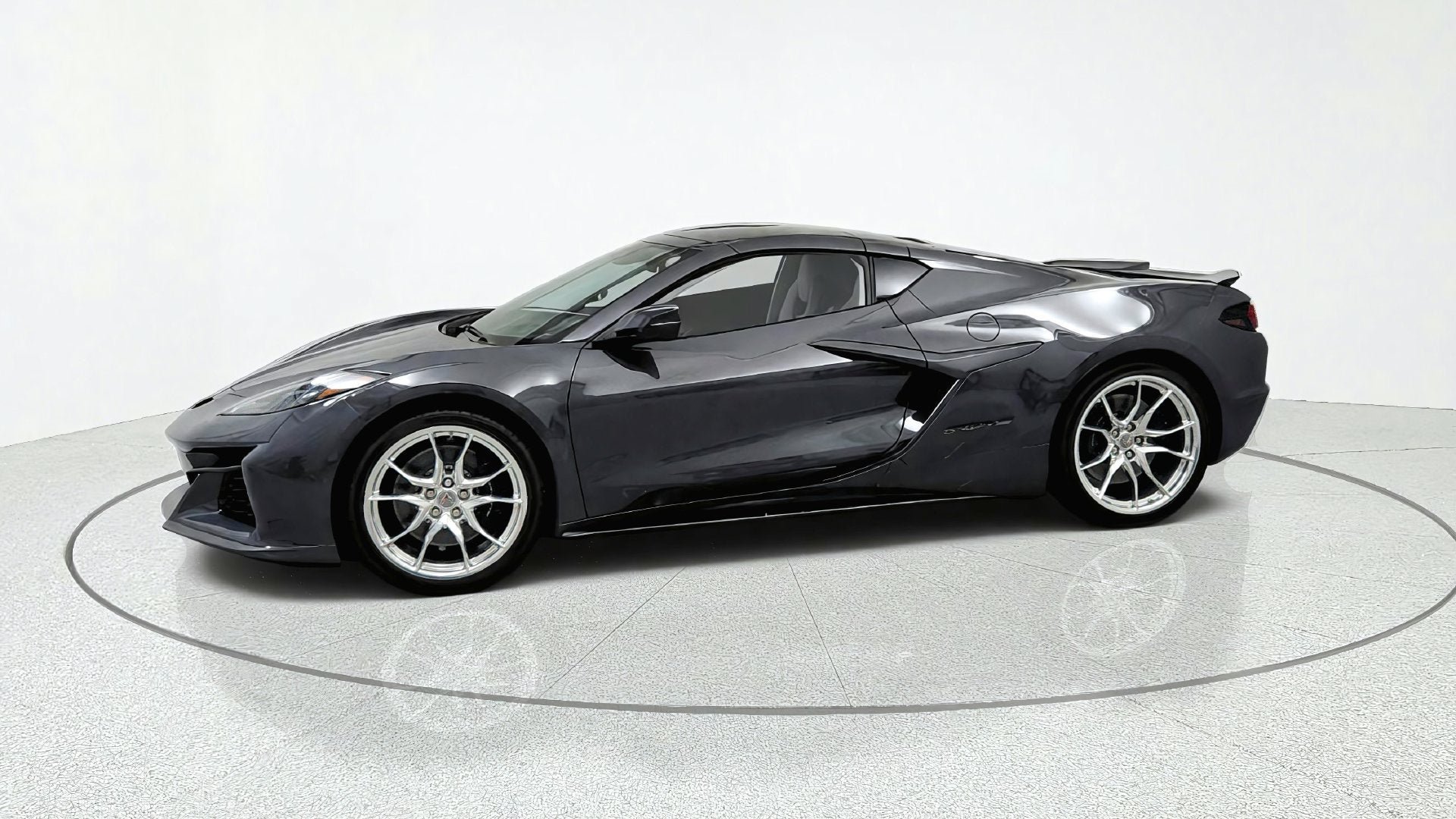 New 2027 Chevrolet Corvette Grand Sport RWD image 2