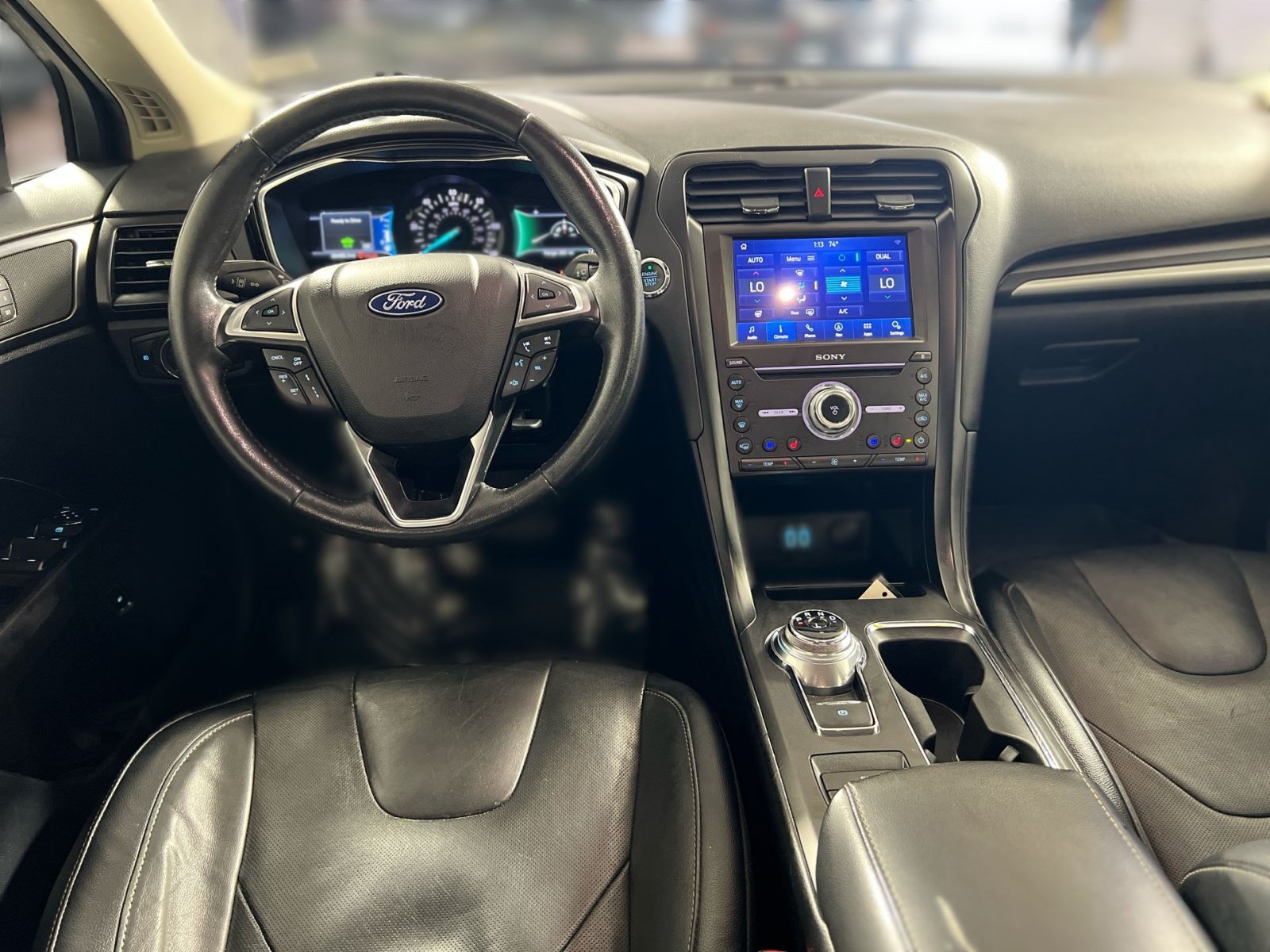 Used 2020 Ford Fusion Energi Titanium FWD image 24