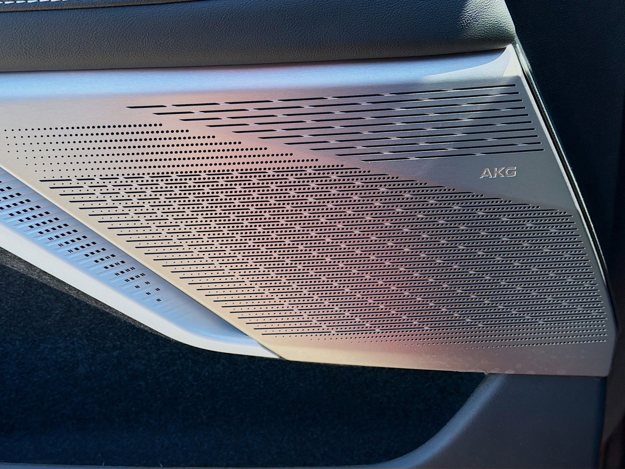 Used 2025 Cadillac Optiq Sport 1 image 24