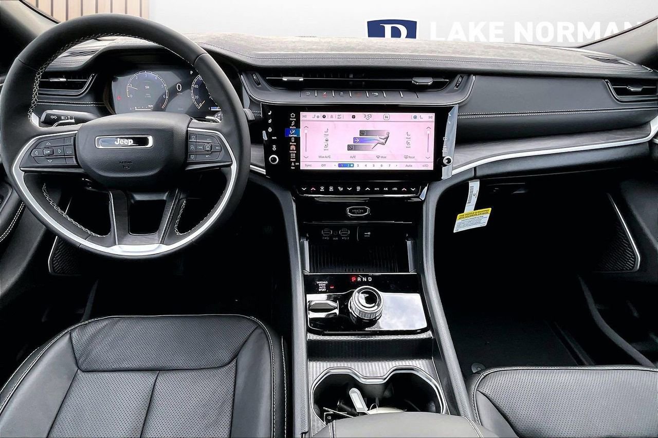 New 2026 Jeep Grand Cherokee Limited image 10