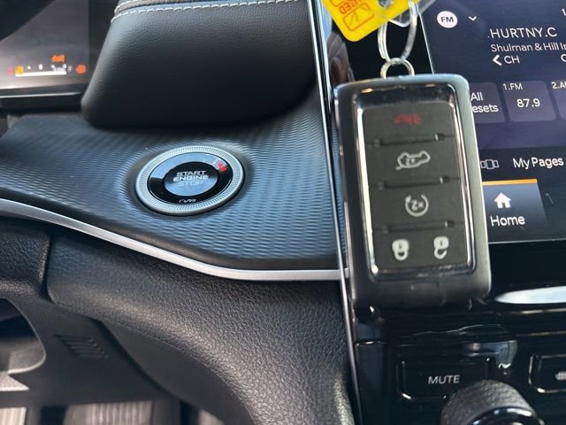 Certified 2024 Jeep Grand Cherokee Altitude image 41