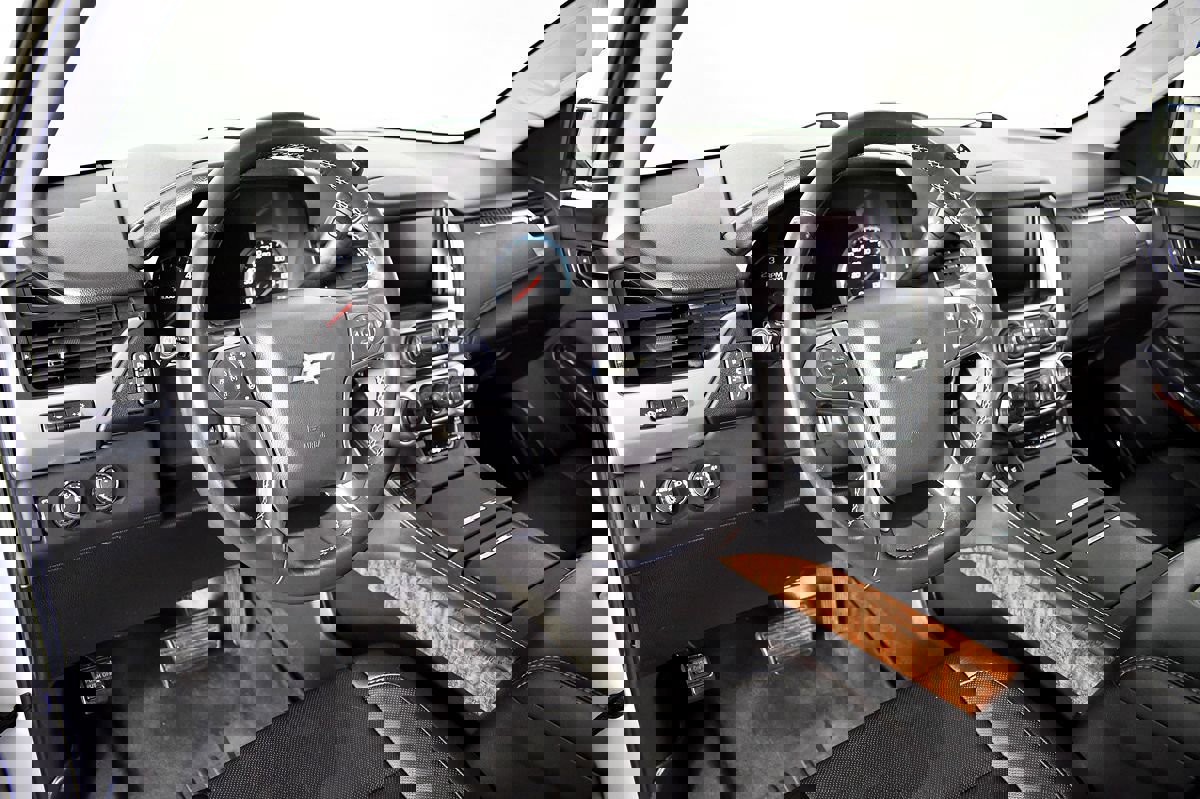 Used 2016 Chevrolet Suburban LTZ image 23