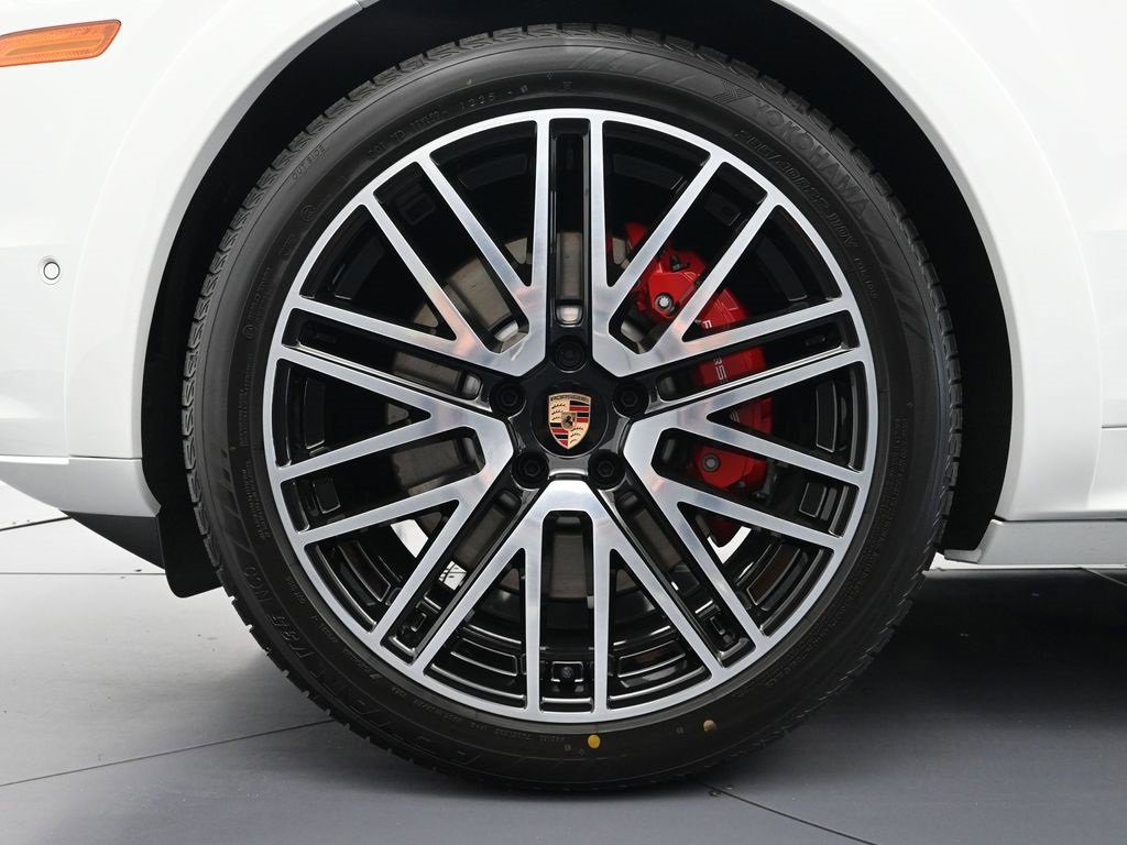 New 2026 Porsche Cayenne S image 23