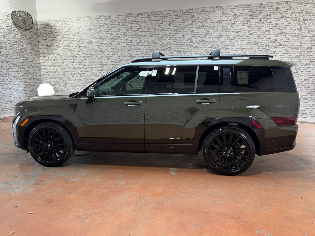 Used 2025 Hyundai Santa Fe Calligraphy FWD image 4