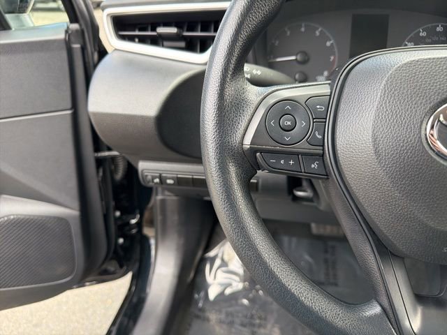Used 2024 Toyota Corolla LE FWD image 17