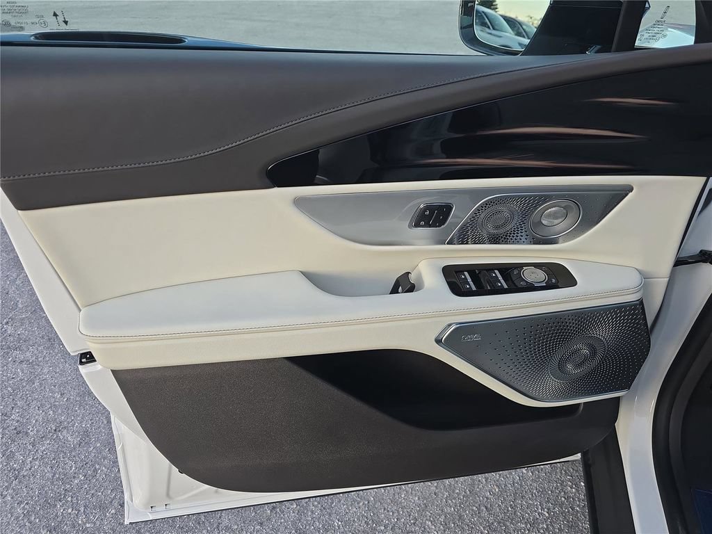 New 2026 Lincoln Nautilus Black Label AWD/4WD image 15