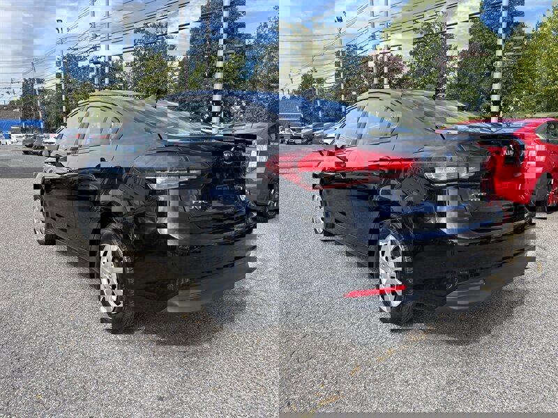 Used 2017 Kia Forte LX image 6