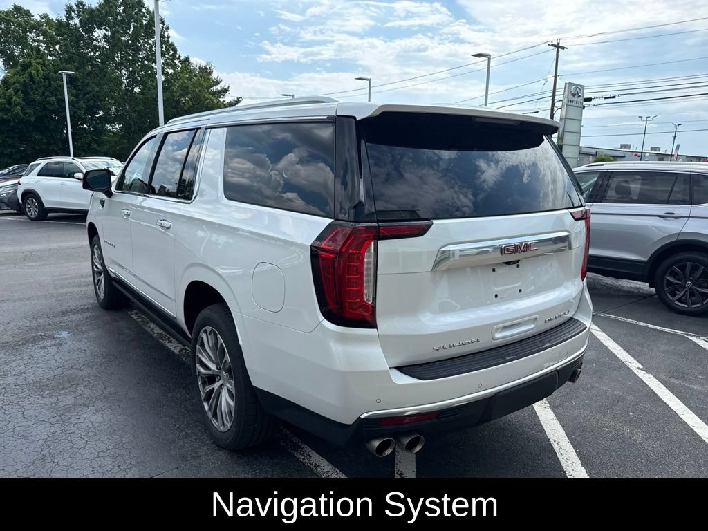 Used 2021 GMC Yukon XL Denali w/ Denali Ultimate Package AWD/4WD image 9