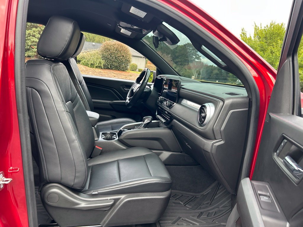 Used 2024 Chevrolet Colorado LT w/ LT Convenience Package RWD image 44