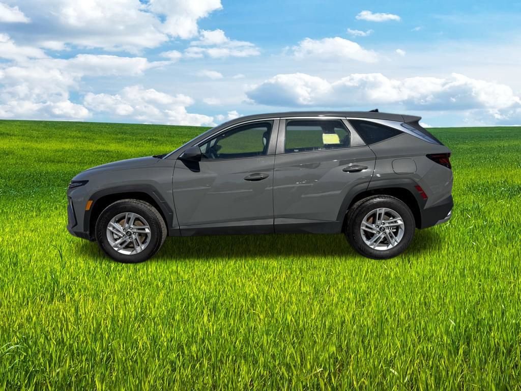 Certified 2026 Hyundai Tucson SE image 9
