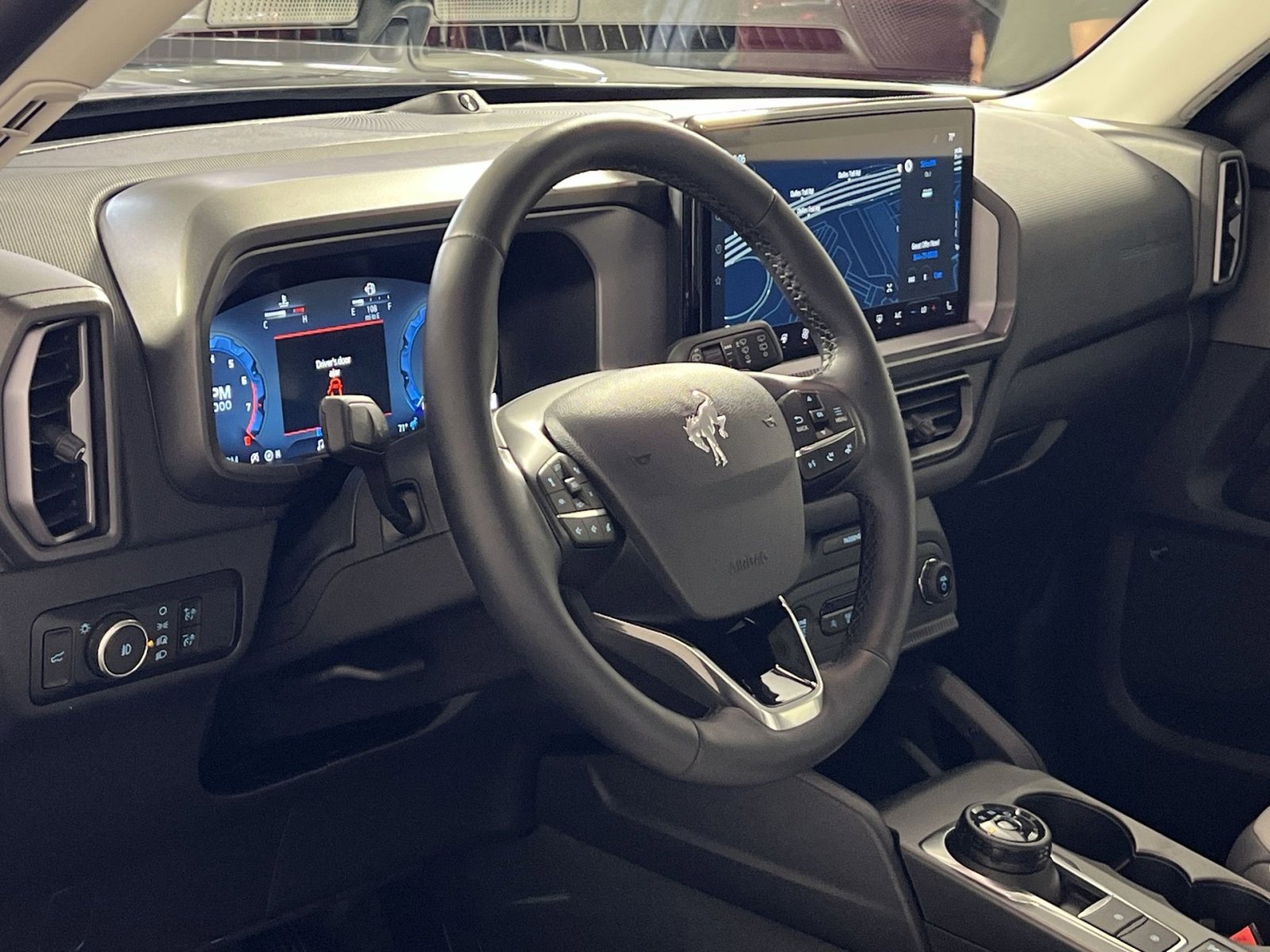 Used 2025 Ford Bronco Sport Badlands w/ Sasquatch Badlands Package image 17