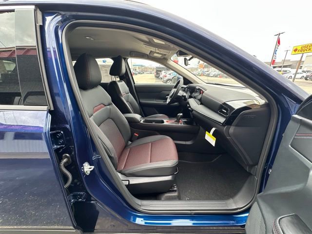 New 2025 Nissan Kicks SR image 13