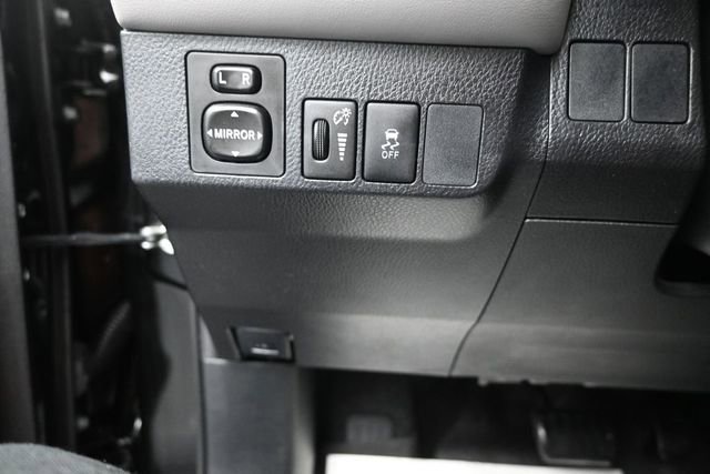 Used 2014 Toyota RAV4 XLE FWD image 19