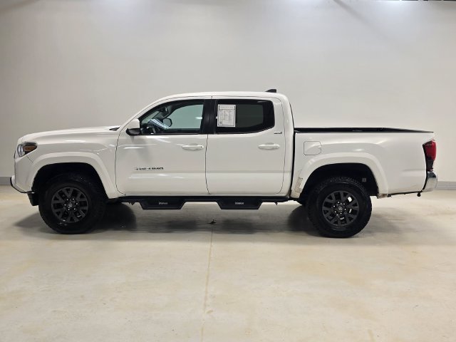 Used 2020 Toyota Tacoma SR5 RWD image 25