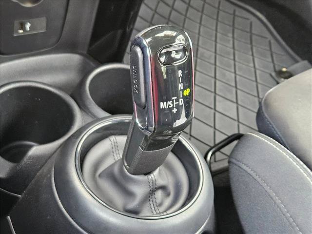 Certified 2022 MINI Cooper John Cooper Works w/ Premium Package FWD image 11